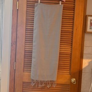 Elegant Gray Scarf with Fringe